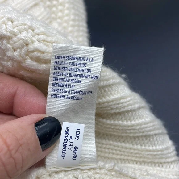 Cream American Eagle Sweater - Picture 11 of 11